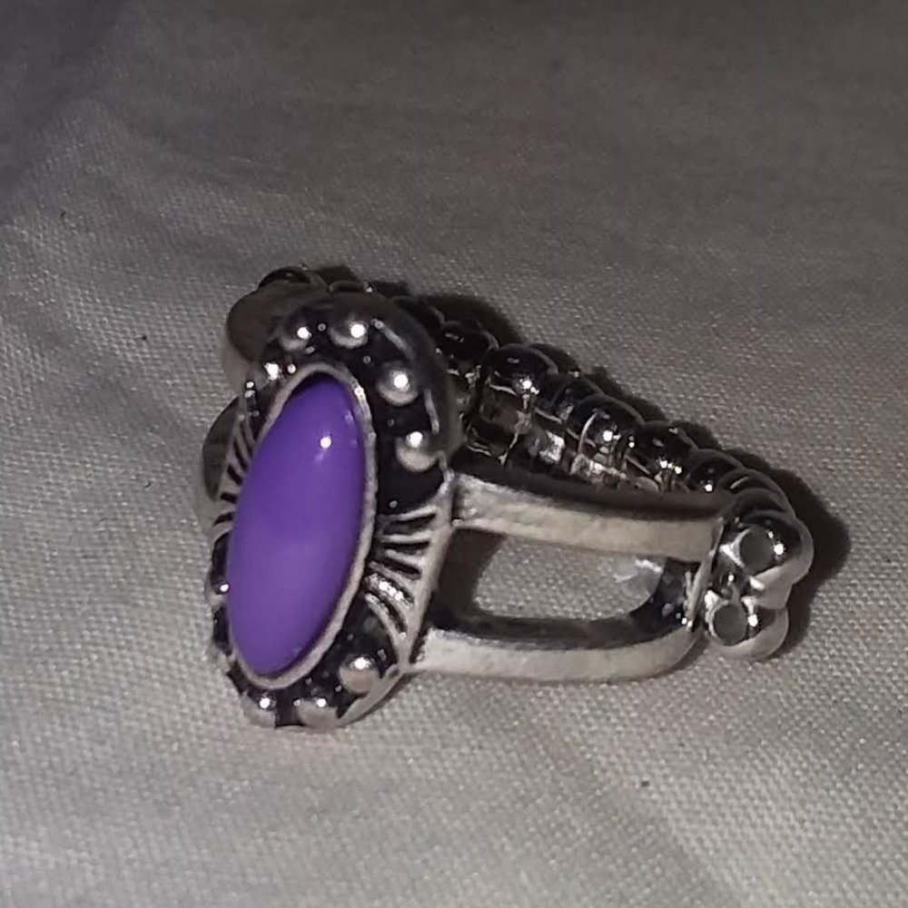 Elegant Purple Ring